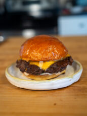 🍔 Budget Cheeseburger Recipe – Better Than Fast Food for Just $3.29 a Serving